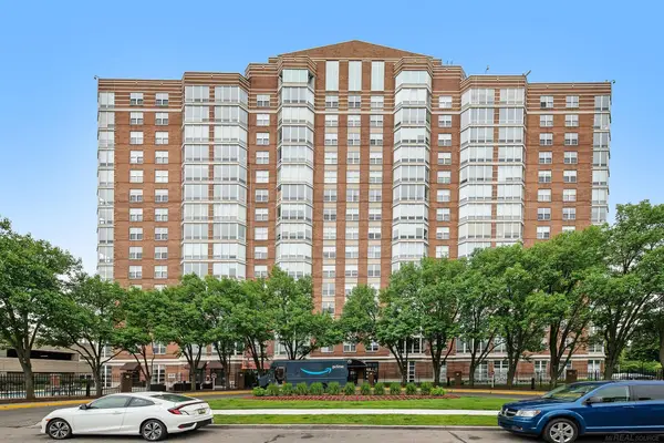 250 E Harbortown #608, Detroit, MI 48207