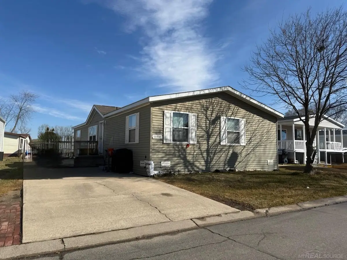 15359 Cartier, Clinton Township, MI 48038 - #1