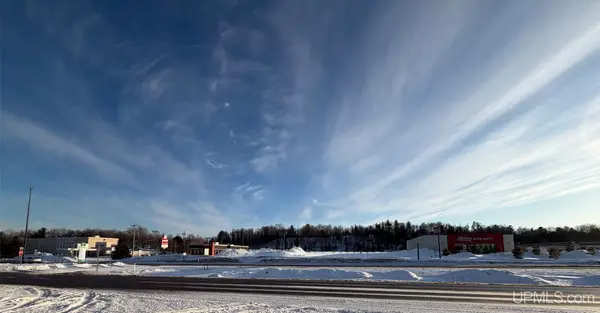 2025 W U S 41, Marquette, MI 49855