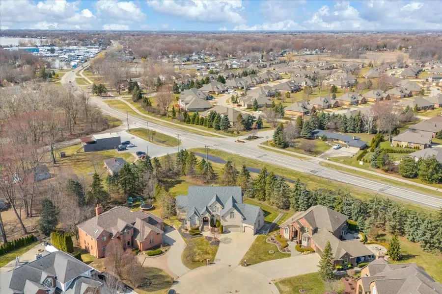 49404 Compass Point, New Baltimore, MI 48047 - #3