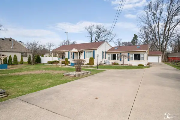 3960 W Sterns Rd., Lambertville, MI 48144