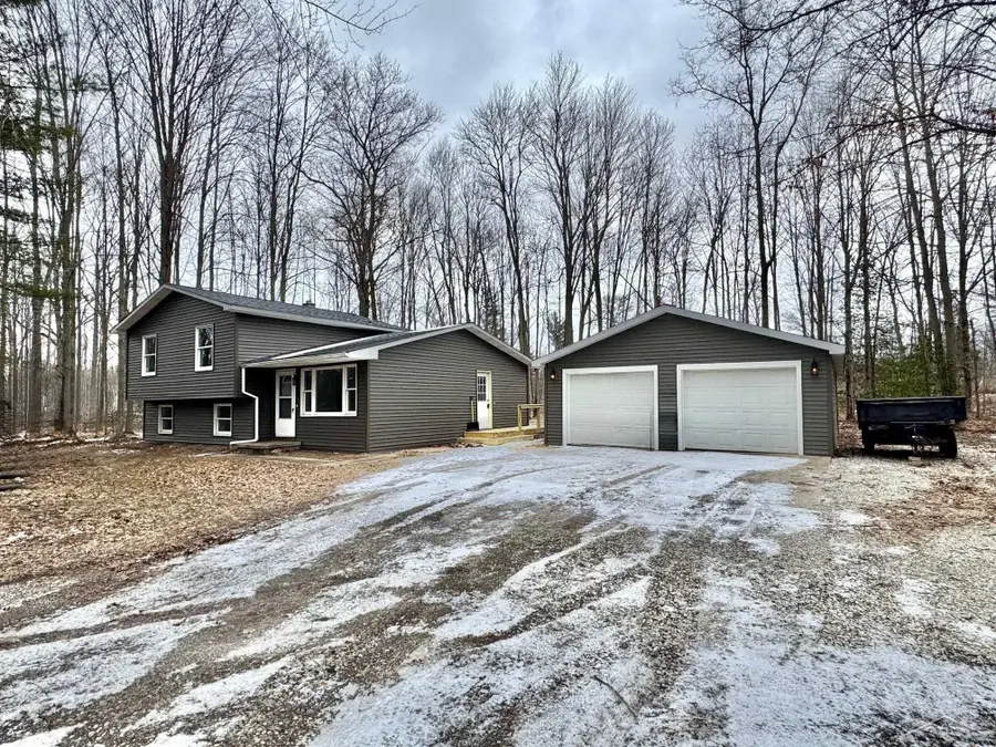 219 S Nine Mile, Midland, MI 48640 - #3