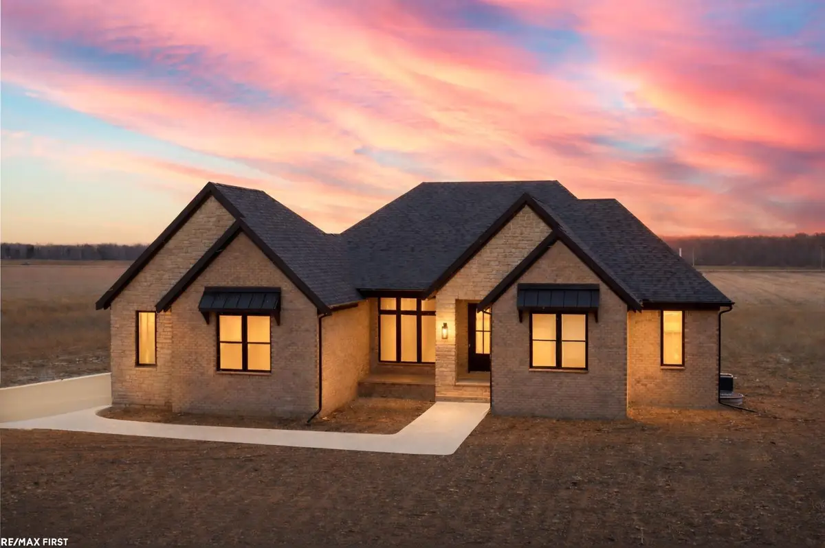 17492 Gilmore, Armada, MI 48005 - #1