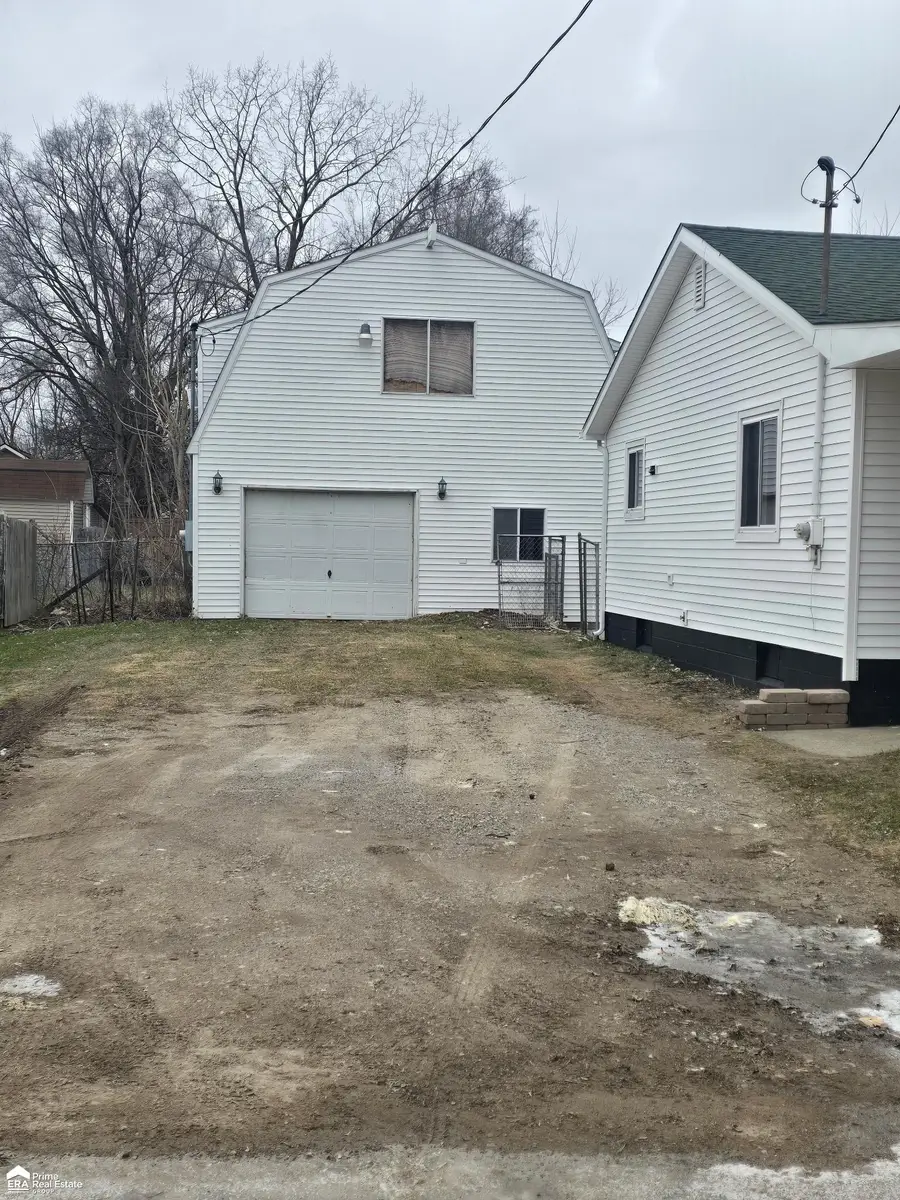 2275 Connell, Burton, MI 48529 - #2