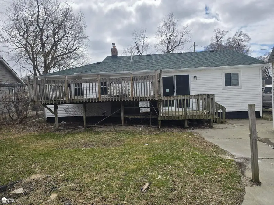 2275 Connell, Burton, MI 48529 - #3