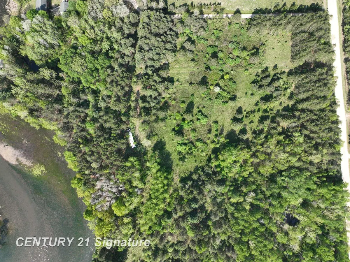 VL Lang, Beaverton, MI 48612 - #1