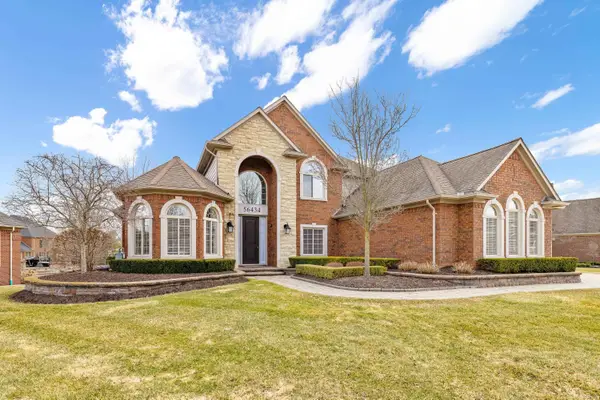 56434 Ken Charles, Shelby Twp, MI 48316