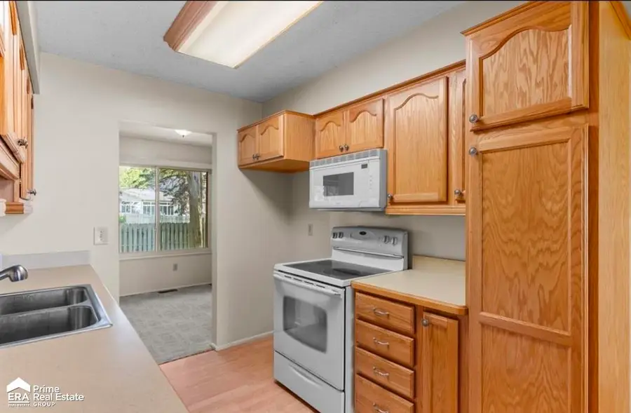 620 Carpenter, Flushing, MI 48433 - #3