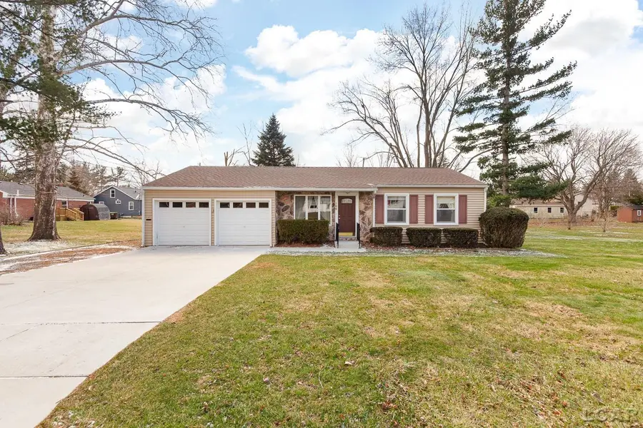 906 Willow, Tecumseh, MI 49286 - #2