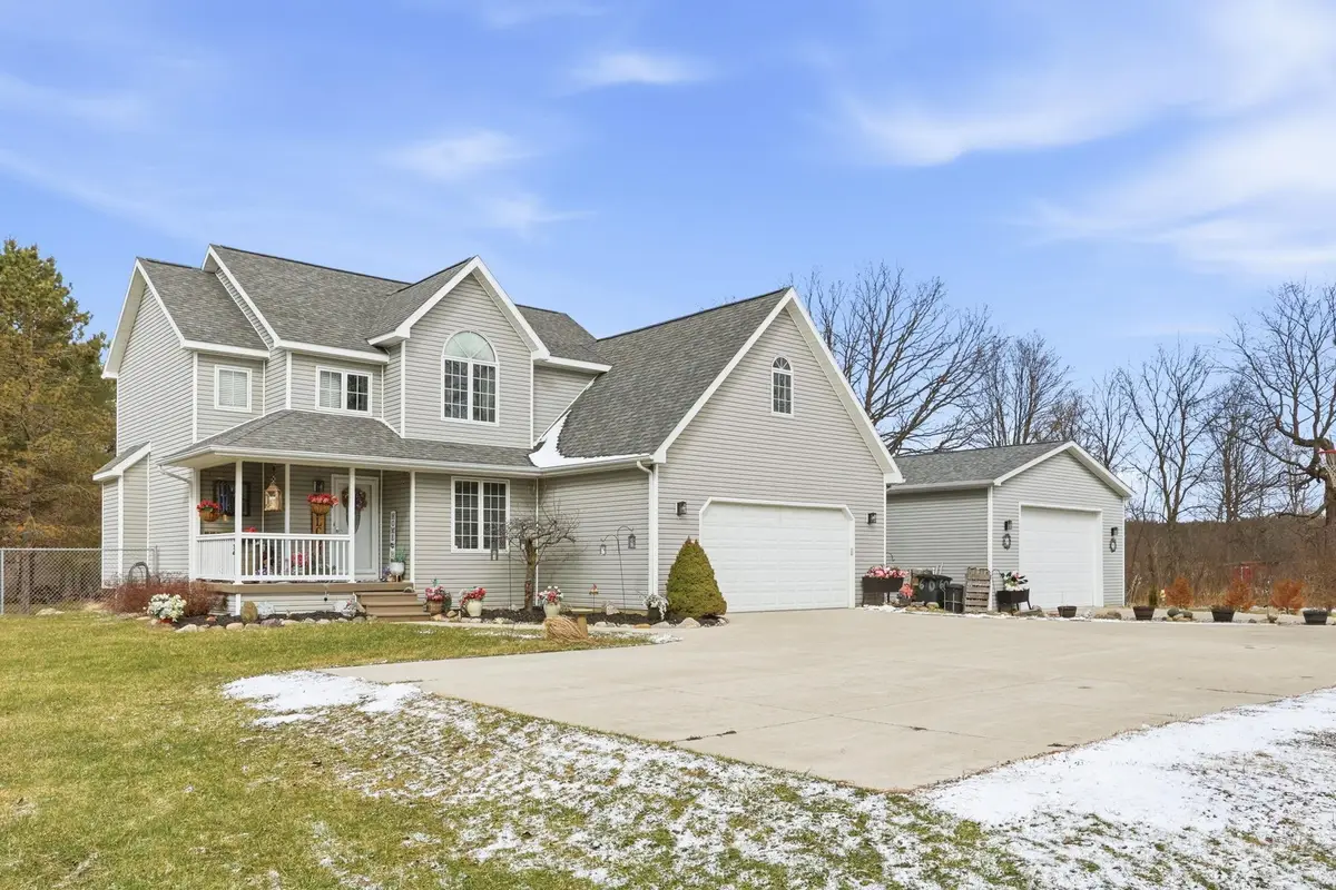 2119 E Vienna, Clio, MI 48420 - #1