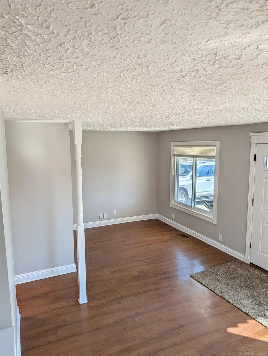 28827 Wauketa, Warren, MI 48092 - #3