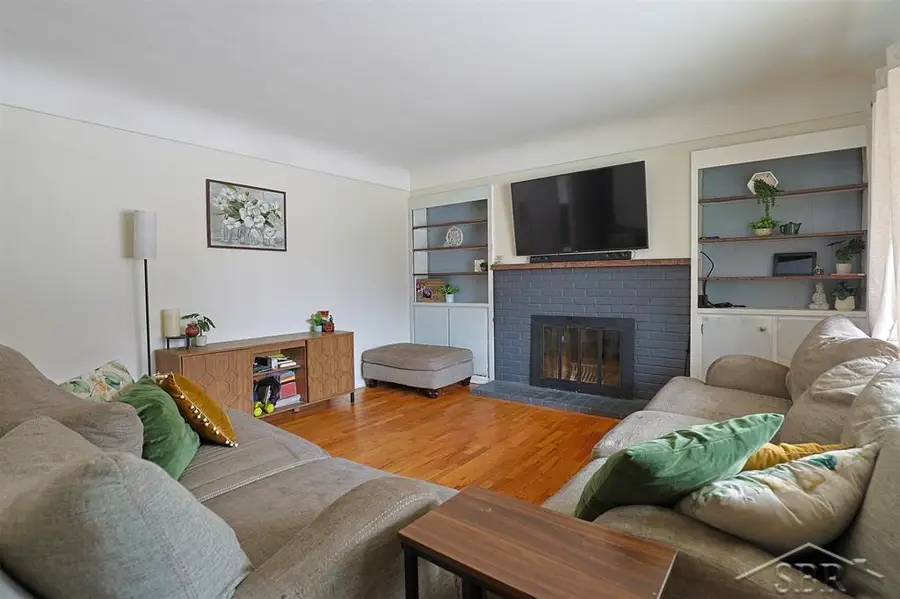 1841 Van Wagoner, Saginaw, MI 48638 - #3