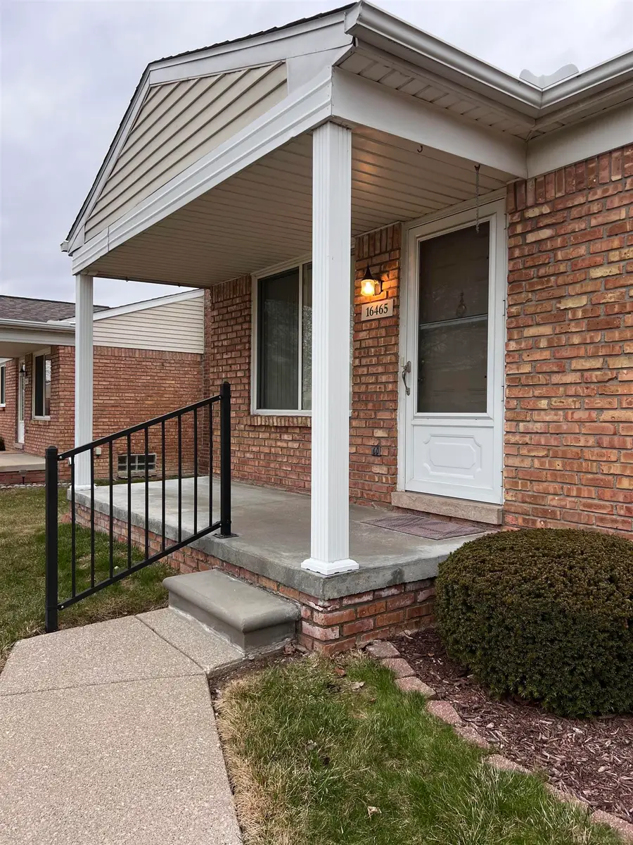 16465 Benmar, Roseville, MI 48066 - #2
