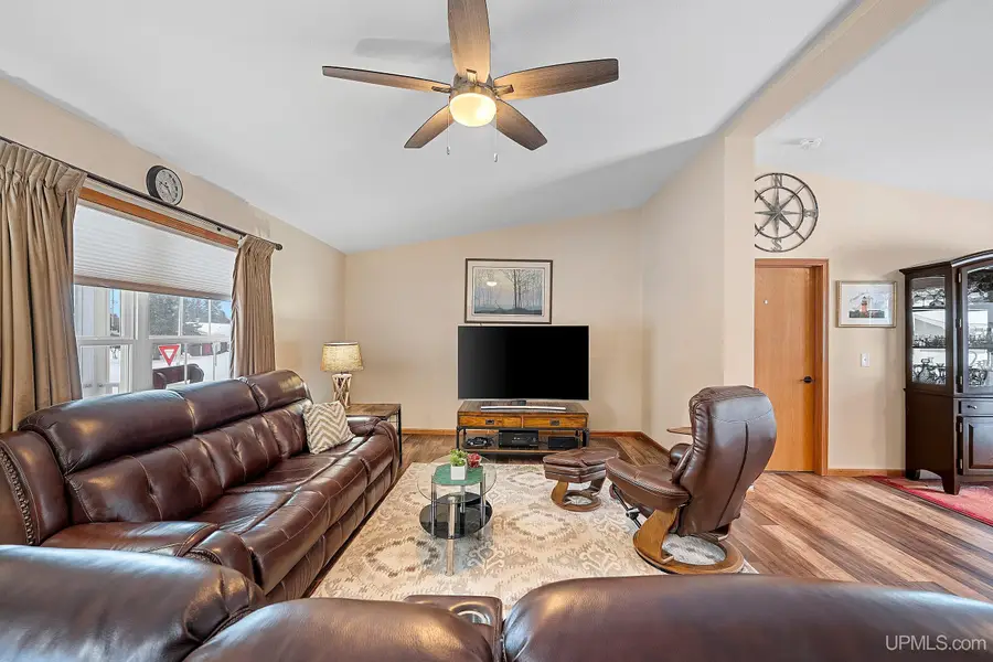 1000 W Ludington, Iron Mountain, MI 49801 - #2