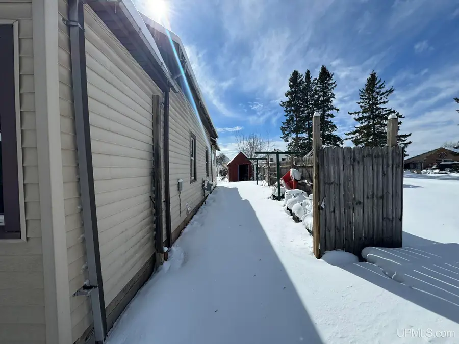 536 16th, Norway, MI 49870 - #3