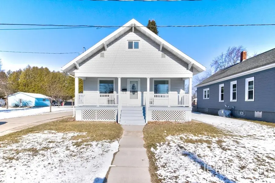 4113 N Shore, Menominee, MI 49858 - #2