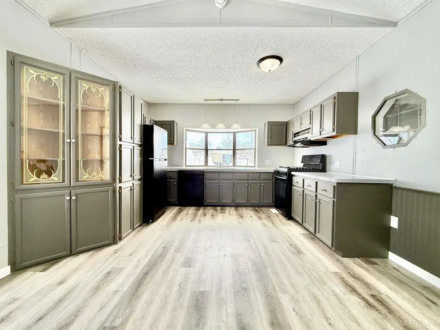 155 29th Lot 74, Gladstone, MI 49837 - #3