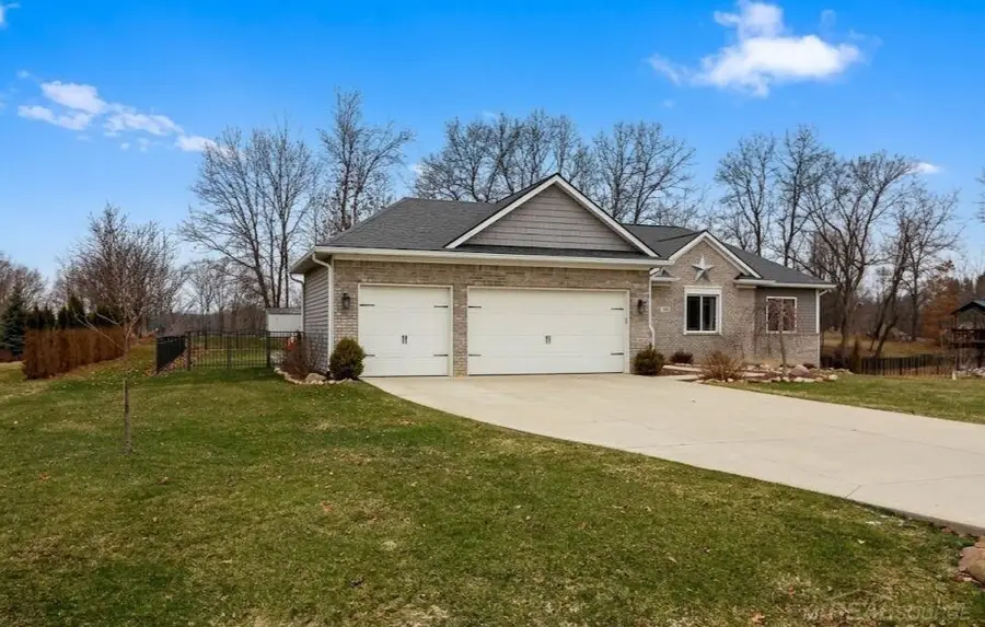450 Pheasant Ridge, Ortonville, MI 48462 - #2