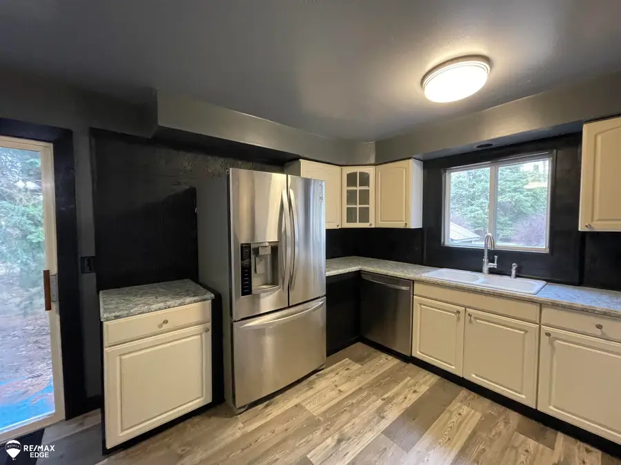 494 W Barnes Lake, Columbiaville, MI 48421 - #3