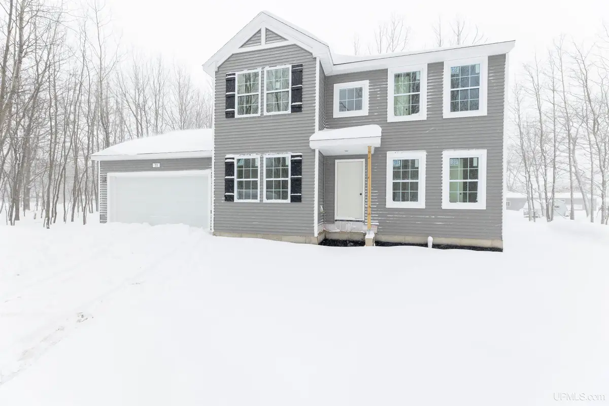 73 Royal Oak, Gladstone, MI 49837 - #1