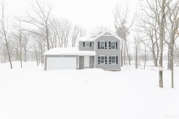 403 25th, Gladstone, MI 49837