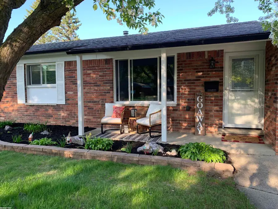 45908 Keding, Utica, MI 48317 - #3