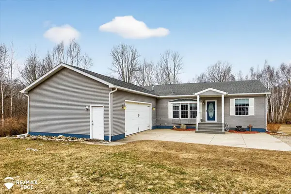 6385 Mayville, Clifford, MI 48727