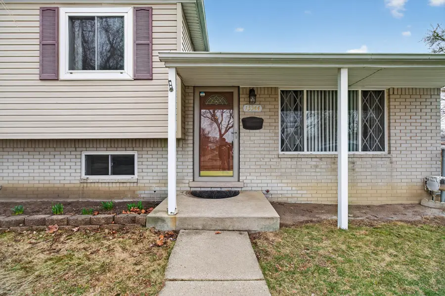 13344 Chippewa, Warren, MI 48088 - #2