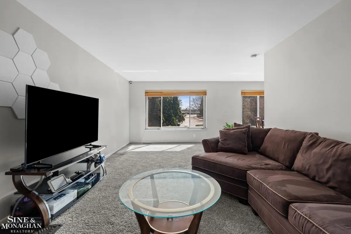 928 N Adams #4, Birmingham, MI 48009 - #1