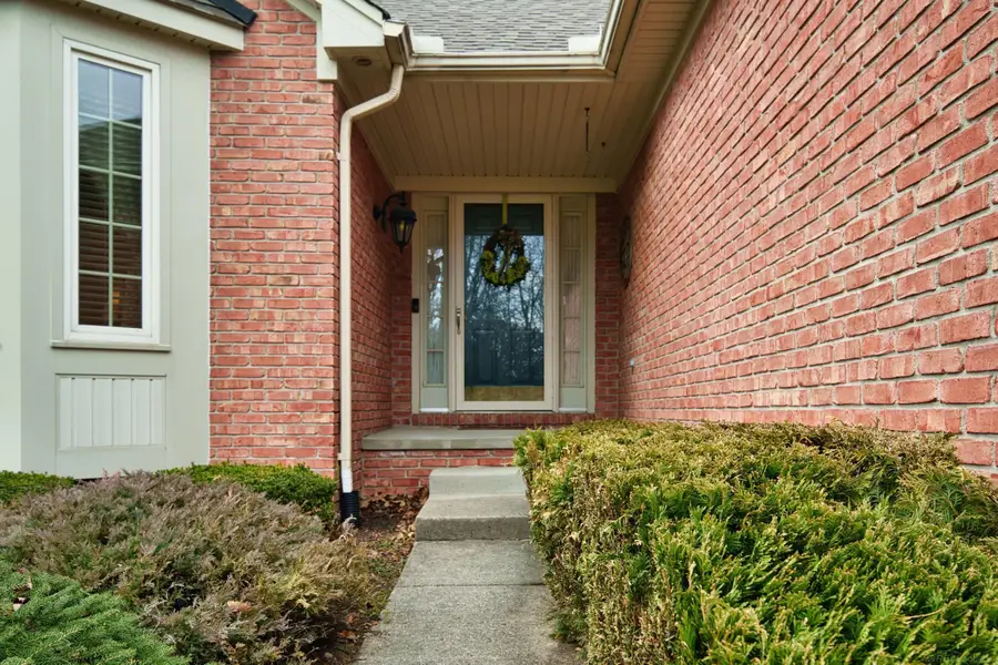 6703 Chianti, Shelby, MI 48316 - #3