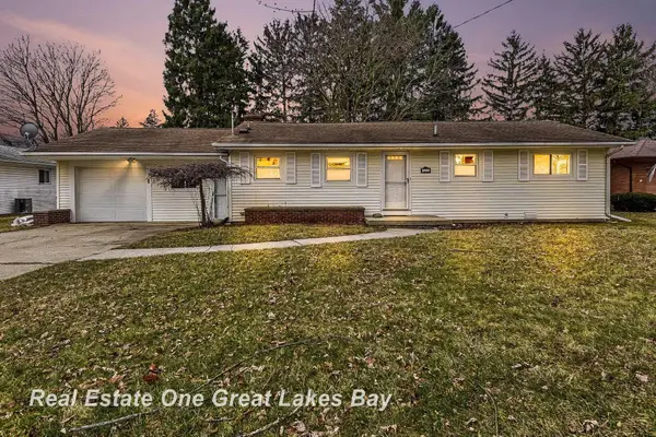 1311 Dover, Saginaw, MI 48638