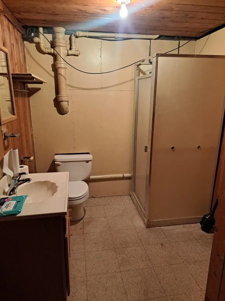 307 Schoolcrest, Clare, MI 48617 - #3