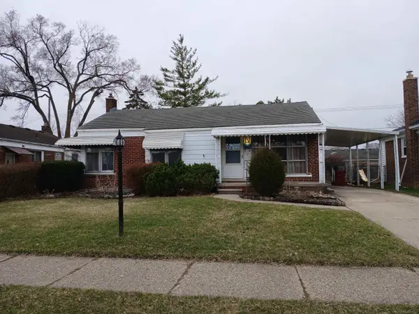 28603 Bohn, Roseville, MI 48066