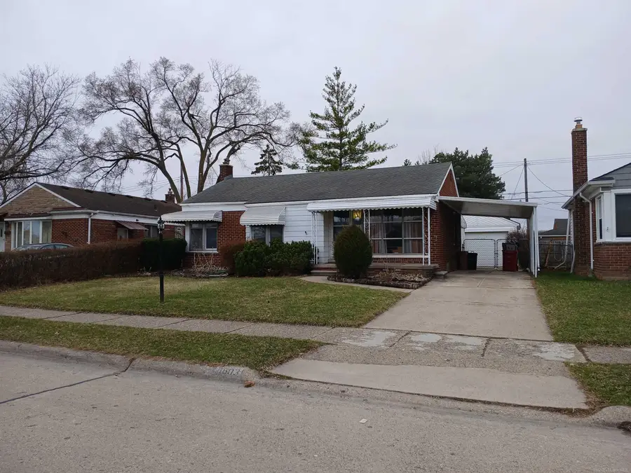 28603 Bohn, Roseville, MI 48066 - #2