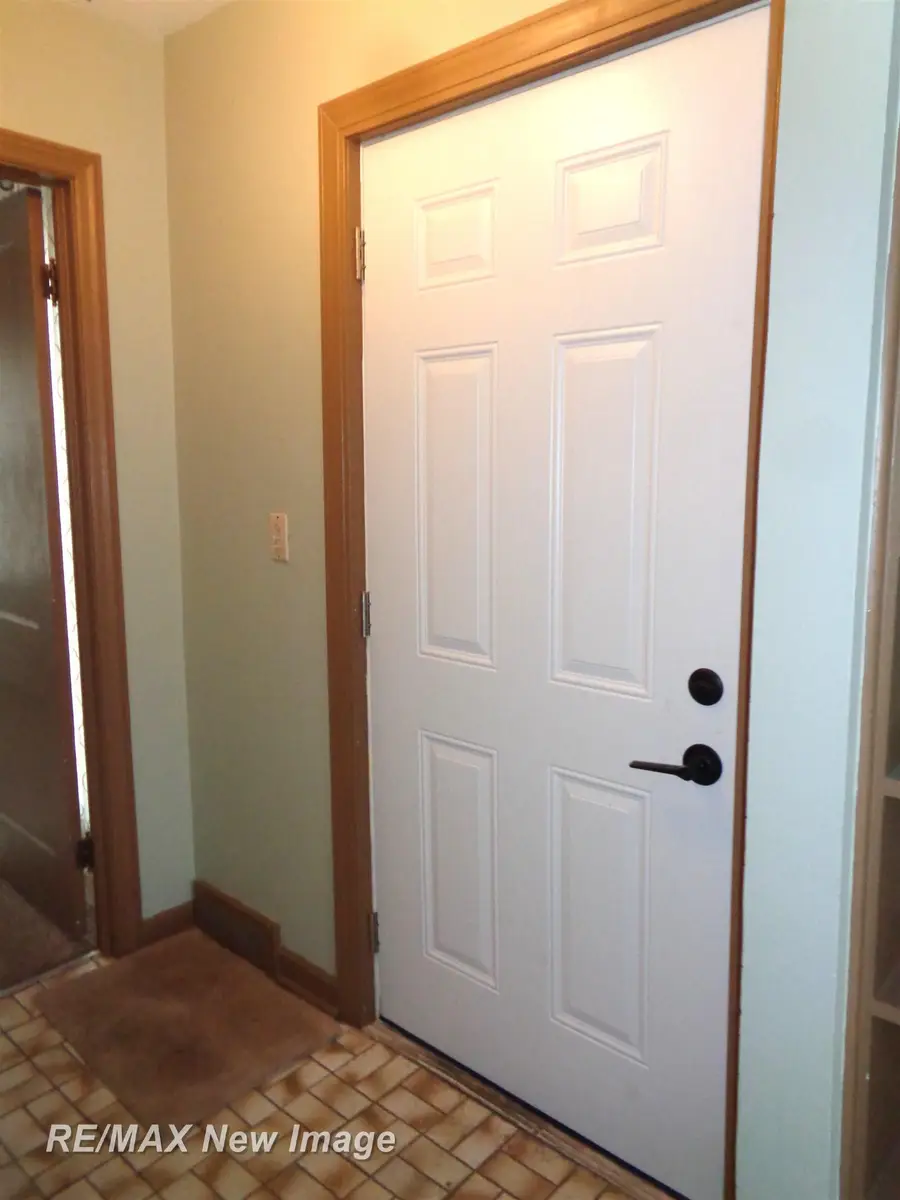 35 Congress Court A, Saginaw, MI 48602 - #2