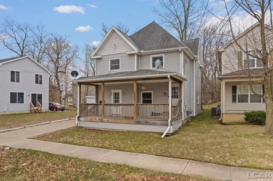 107 W Wilkins, Jackson, MI 49203 - #2