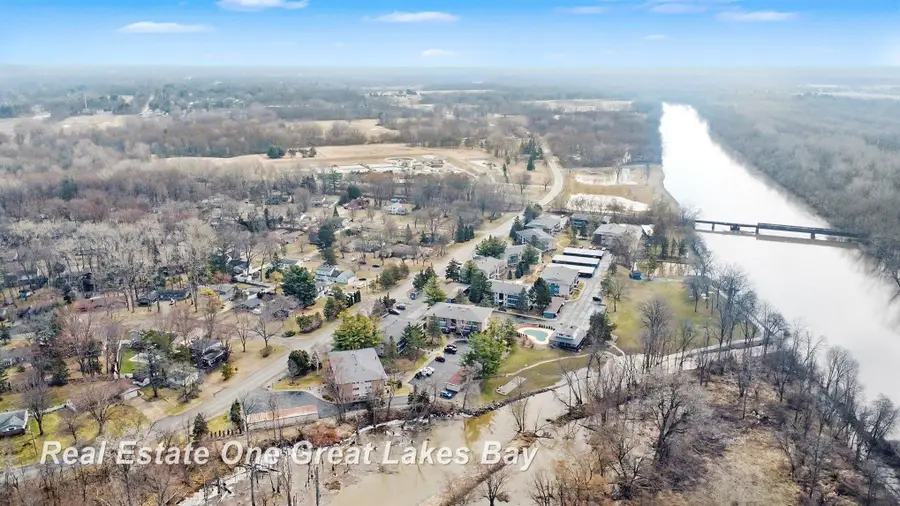 5921 W Michigan #B2, Saginaw, MI 48638 - #3