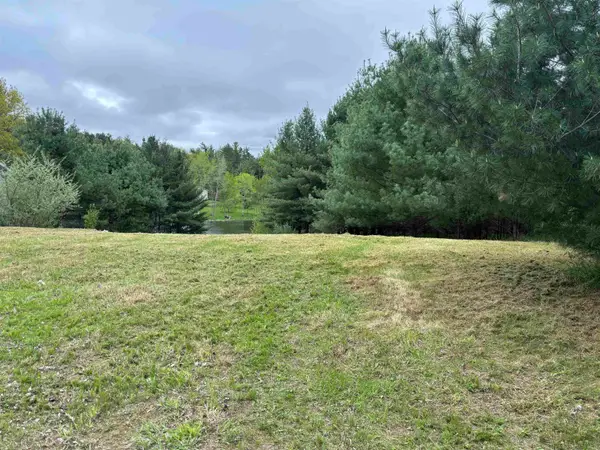 5077 Queensway, Gladwin, MI 48624