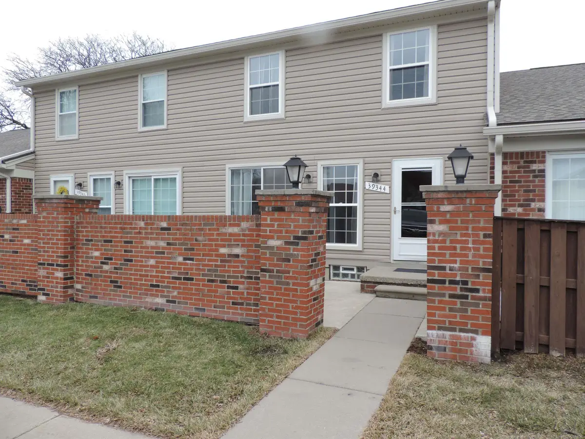 39344 Heatherheath, Clinton Township, MI 48038 - #1