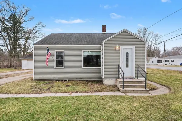 6264 Mckinley, Bridgeport, MI 48722