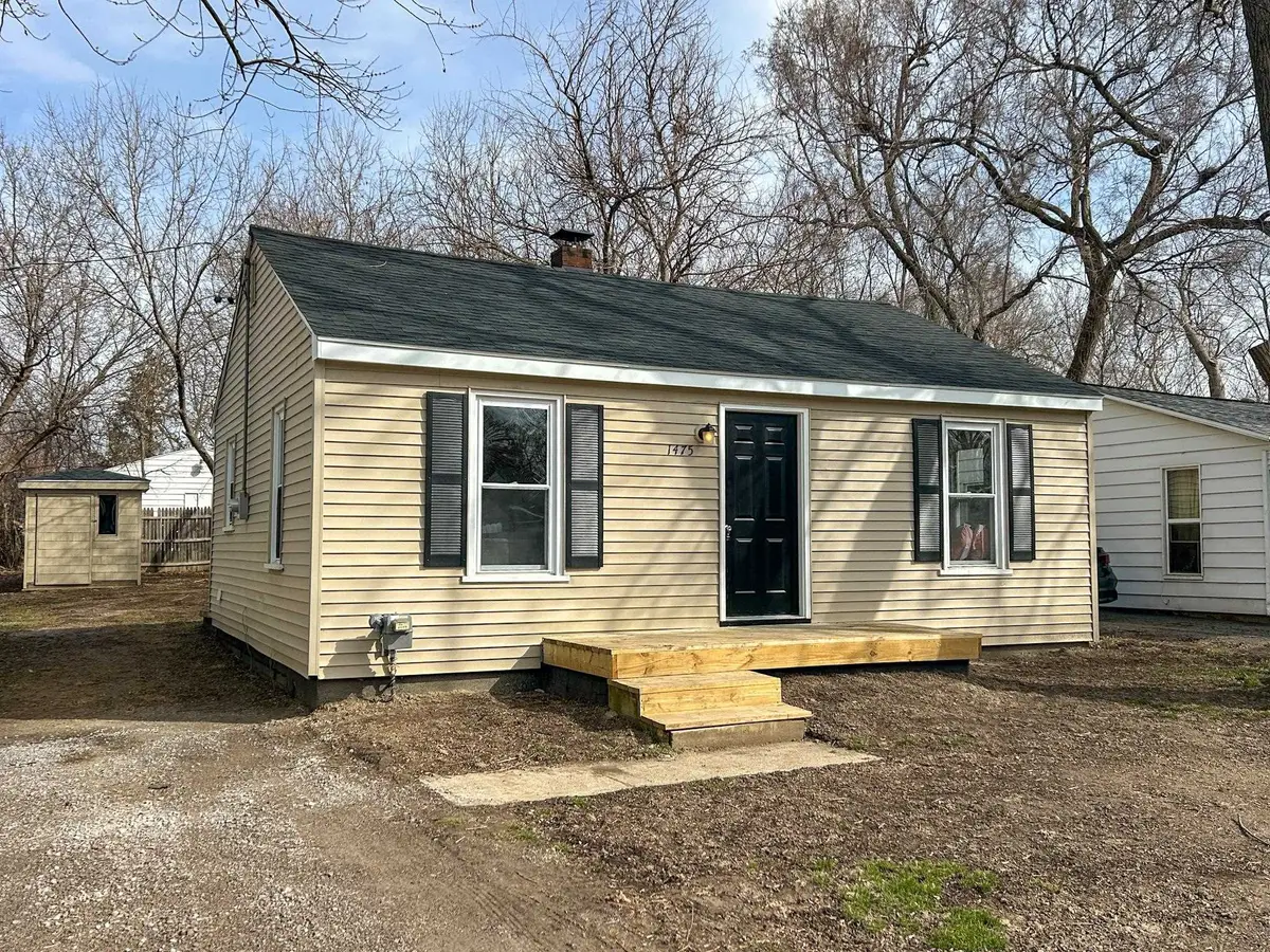 1475 Wells, Burton, MI 48529 - #1