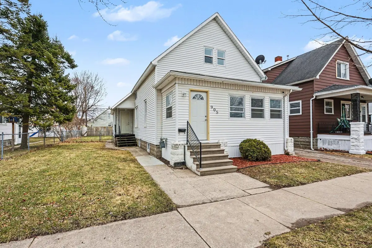 905 S Monroe, Bay City, MI 48708 - #1