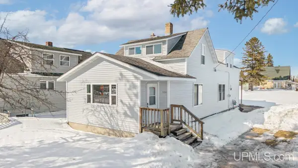 7836 Washington, Rapid River, MI 49878