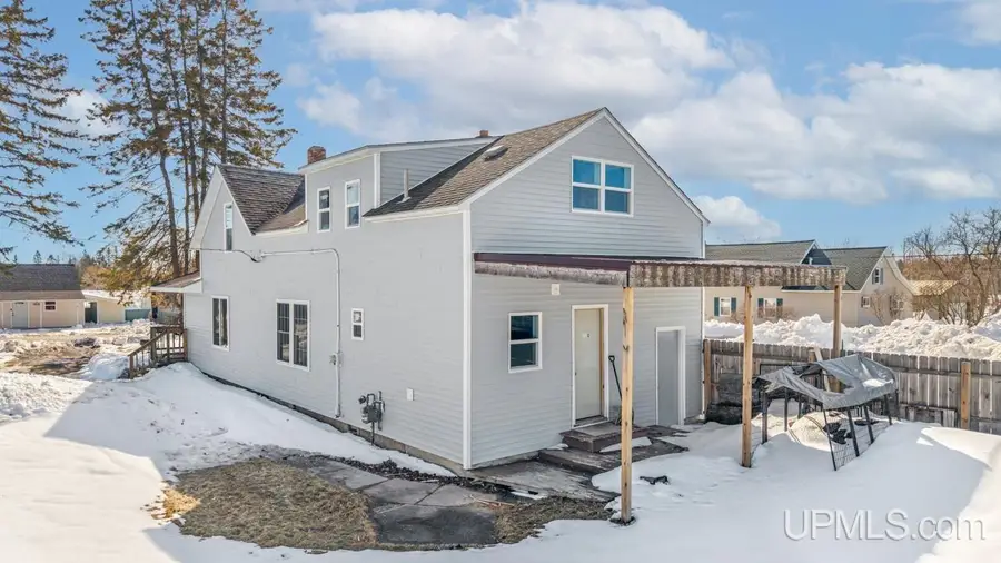 7836 Washington, Rapid River, MI 49878 - #2