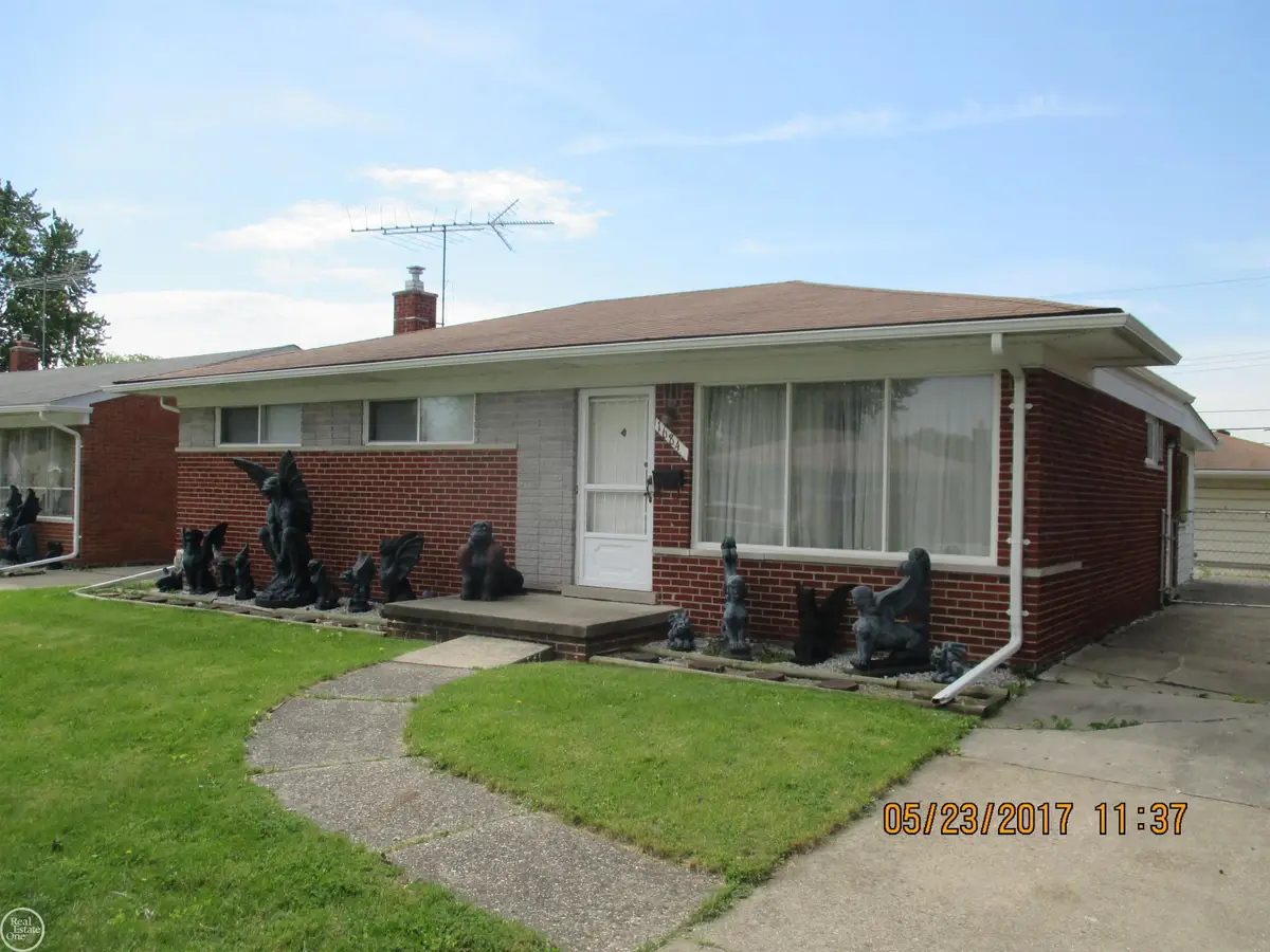 16840 May, Eastpointe, MI 48021 - #1