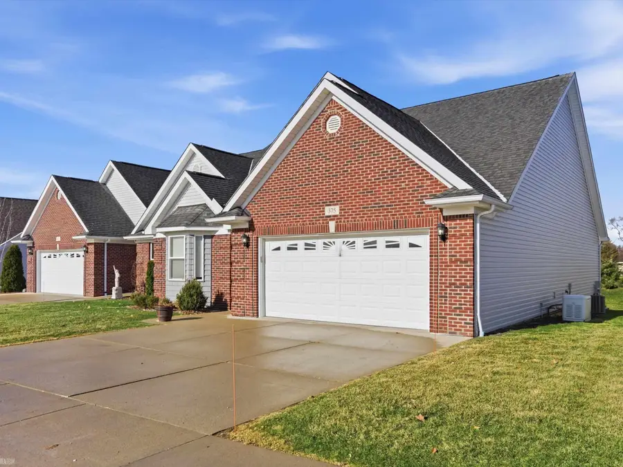 375 Devonshire, Lapeer, MI 48446 - #2