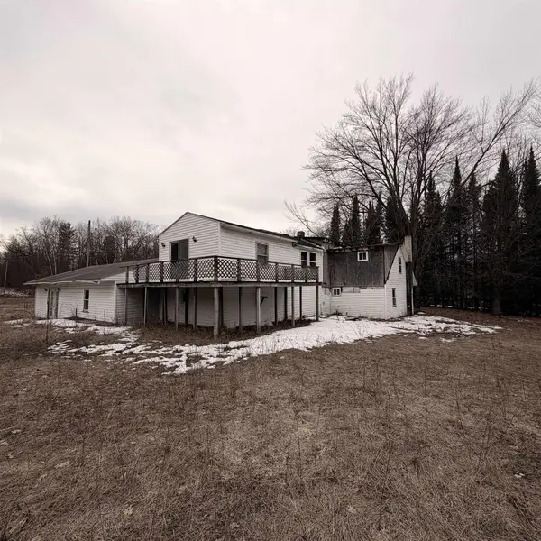 1340 N Harding, Harrison, MI 48625