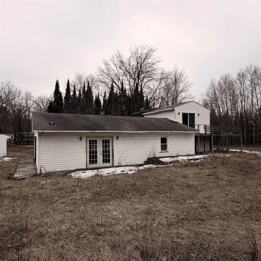 1340 N Harding, Harrison, MI 48625 - #2