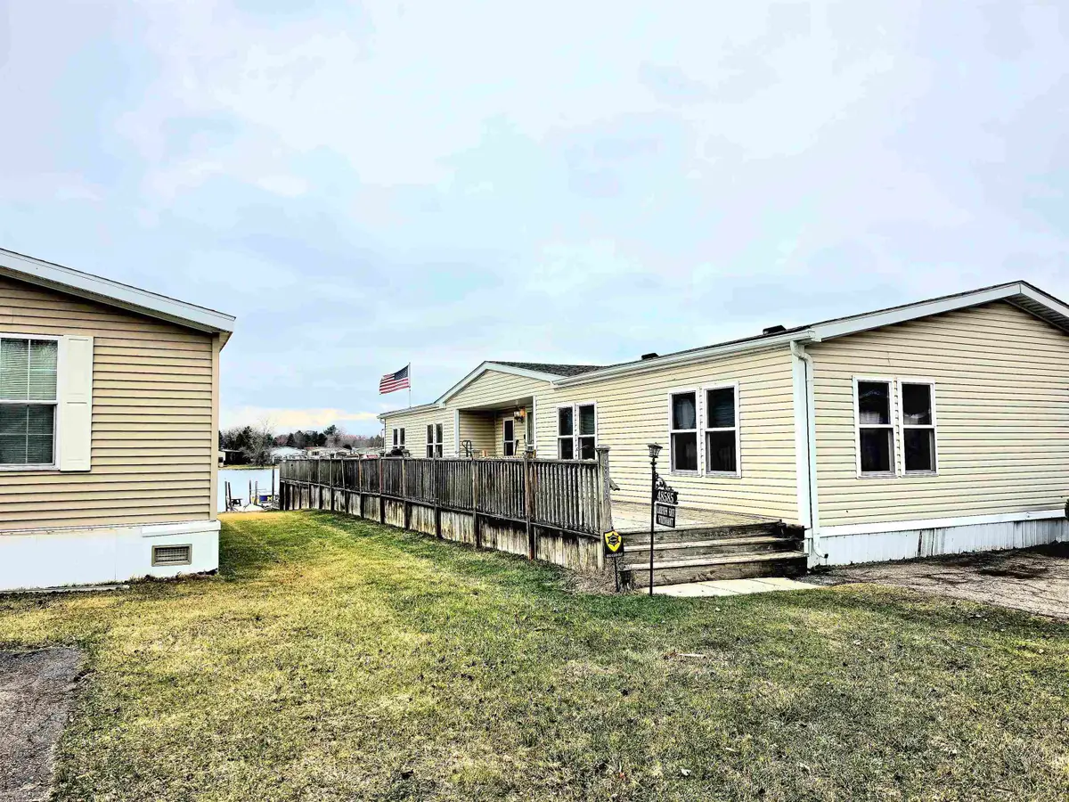 48585 Lakeview East, Shelby, MI 48317 - #1