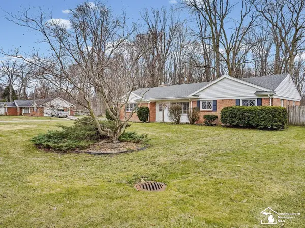 1593 Longfellow, Temperance, MI 48182